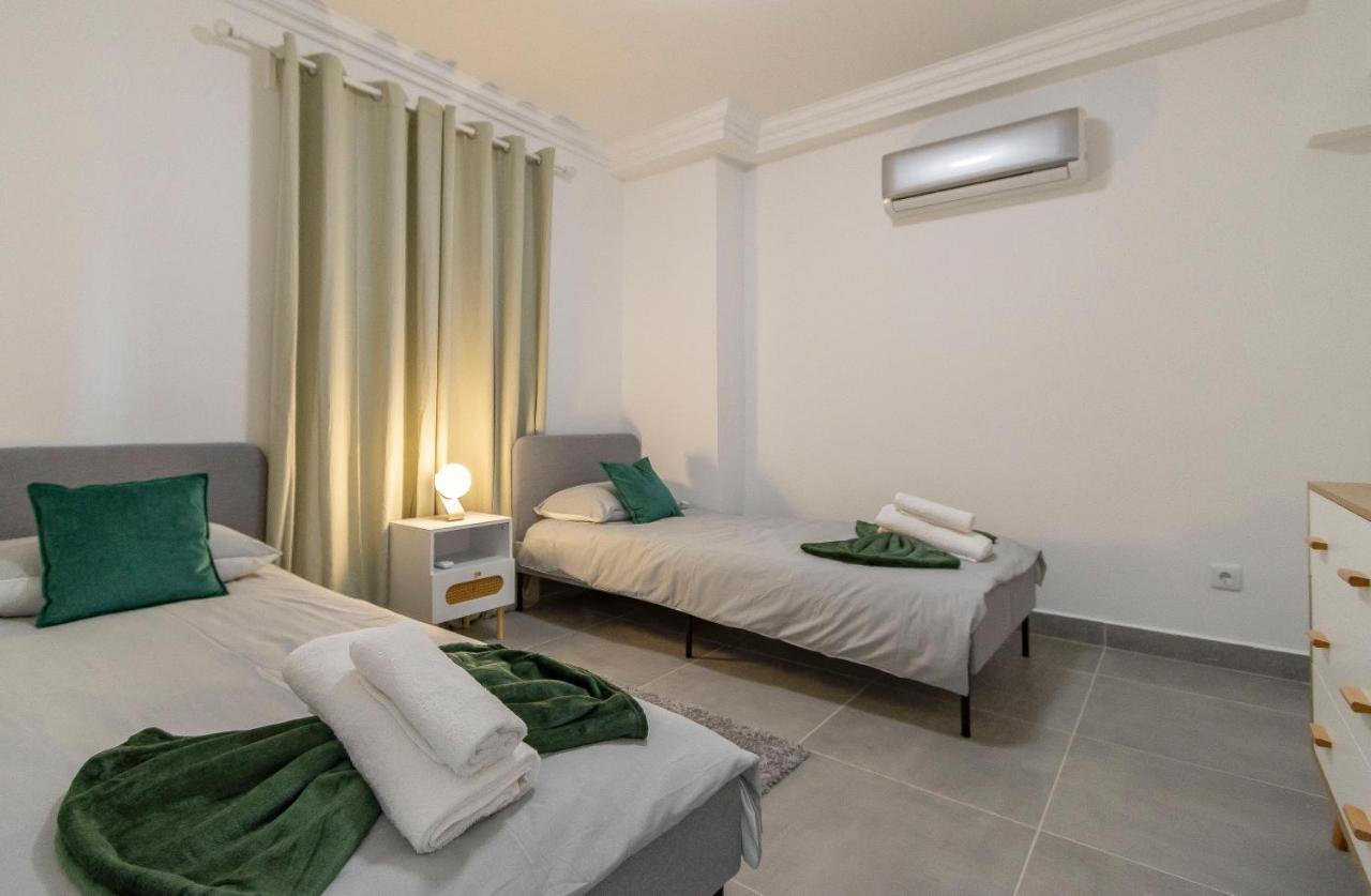3 Minutes To The Beach, 2 Bedroom Amazing Apt With Balcony, Bbq Grill And Pool Sagres Eksteriør bilde