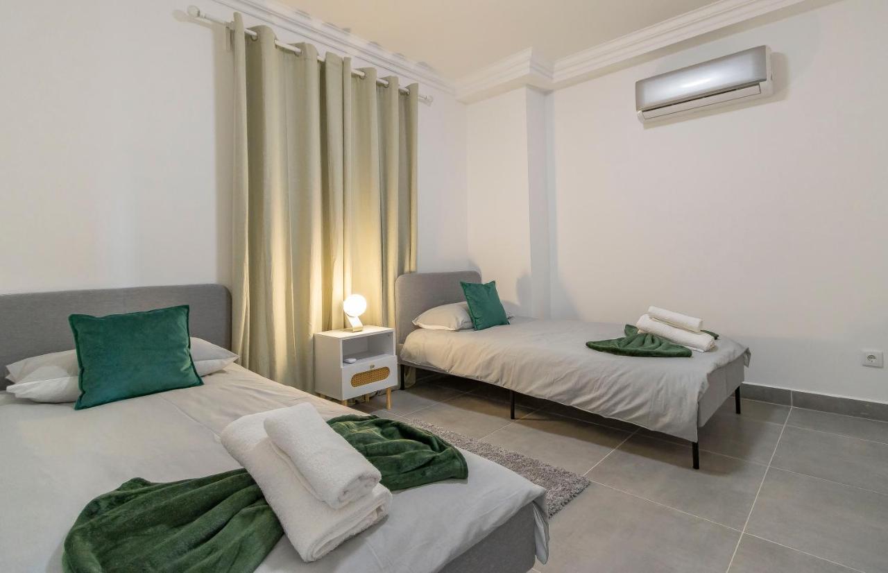 3 Minutes To The Beach, 2 Bedroom Amazing Apt With Balcony, Bbq Grill And Pool Sagres Eksteriør bilde