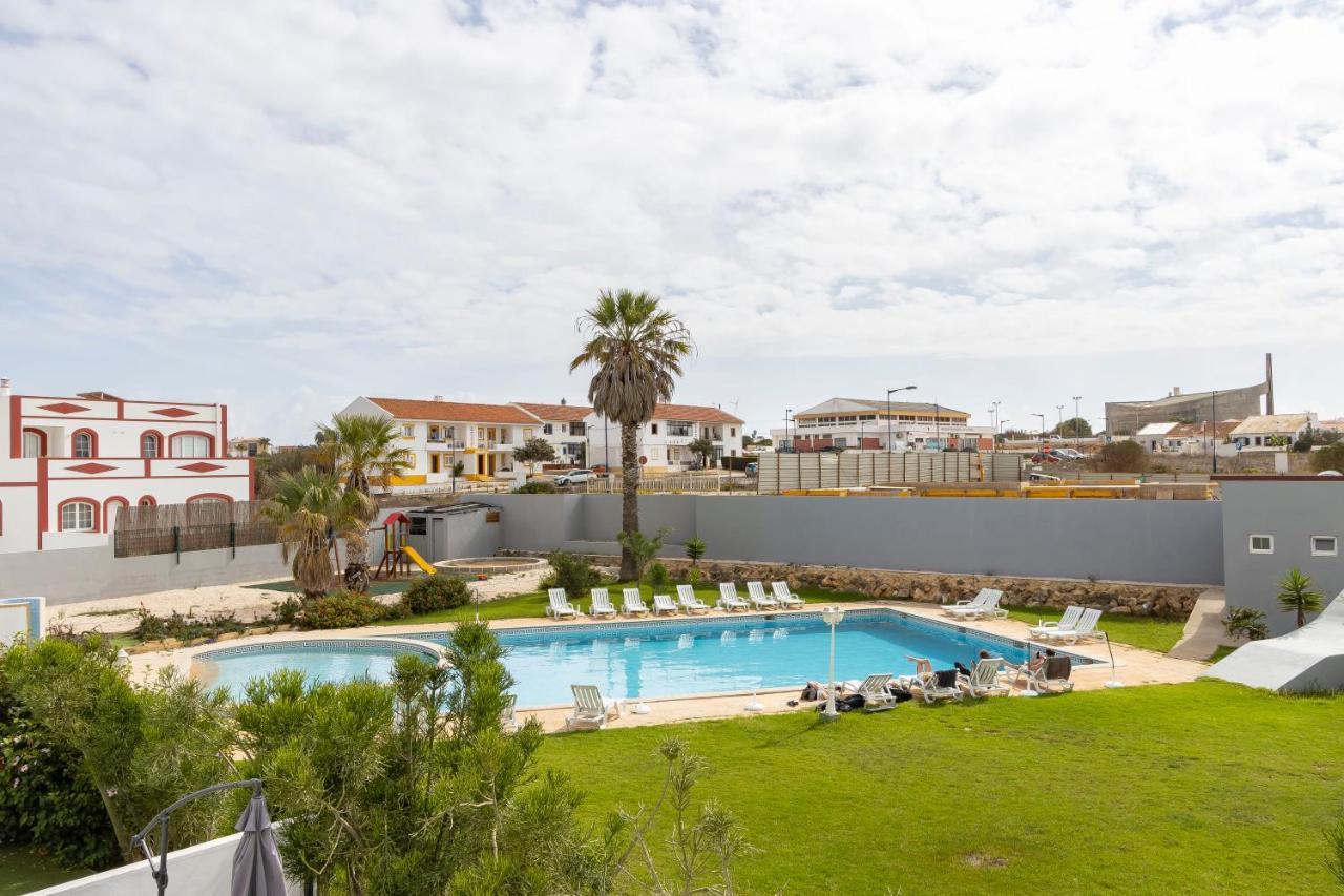 3 Minutes To The Beach, 2 Bedroom Amazing Apt With Balcony, Bbq Grill And Pool Sagres Eksteriør bilde